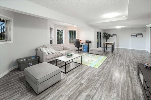 1396 Shawnee Road Sw, Calgary, AB 