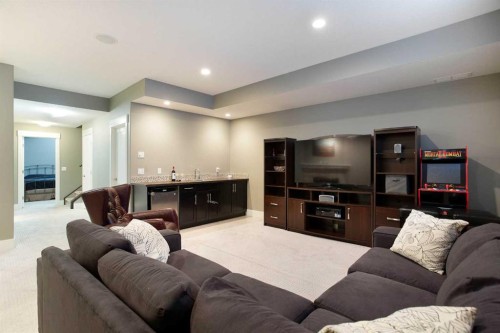 434 22 Avenue Nw, Calgary, AB - Indoor Photo Showing Living Room