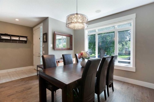 434 22 Avenue Nw, Calgary, AB - Indoor Photo Showing Dining Room