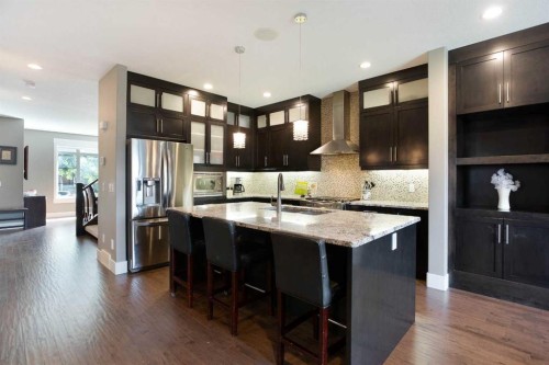 434 22 Avenue Nw, Calgary, AB - Indoor Photo Showing Kitchen With Stainless Steel Kitchen With Upgraded Kitchen