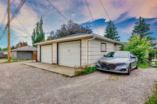 3224 14 Street Nw, Calgary, AB - Outdoor With Exterior