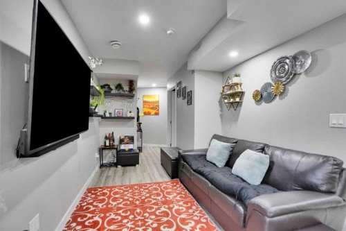 10505 Cityscape Drive, Calgary, AB - Indoor