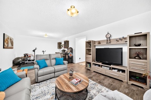 123 Nolancrest Circle Nw, Calgary, AB 