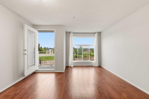 2323-700 Willowbrook Road Nw, Airdrie, AB - Indoor Photo Showing Other Room