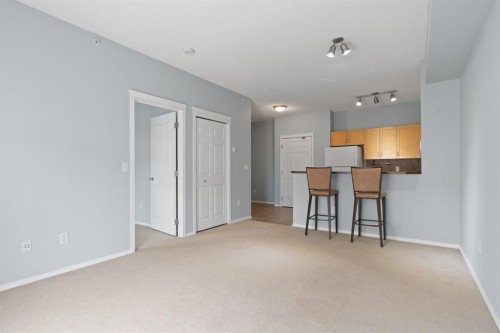 5310-70 Panamount Drive Nw, Calgary, AB 