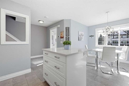 4 Cougar Ridge Mews Sw, Calgary, AB 