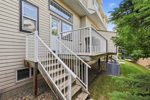 4 Cougar Ridge Mews Sw, Calgary, AB 