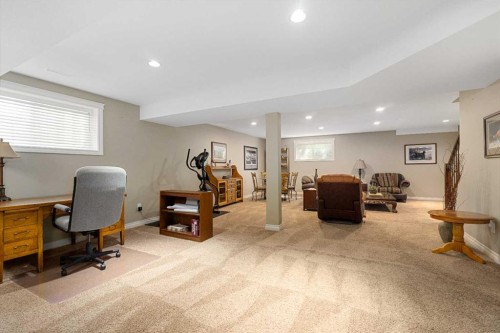 24 Vermont Close, Olds, AB - Indoor Photo Showing Other Room