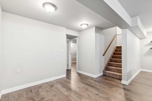 31 Sunvale Court Se, Calgary, AB 