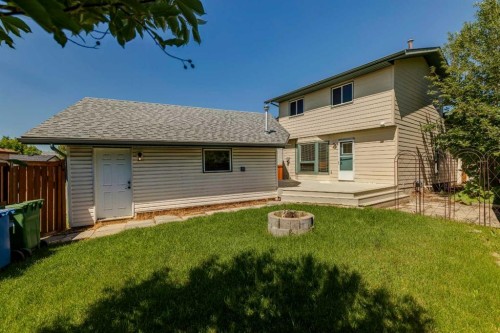 31 Sunvale Court Se, Calgary, AB 