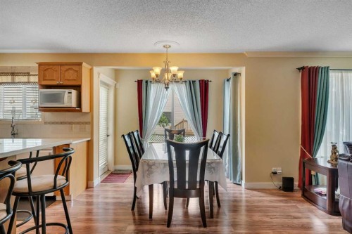 105 West Creek Pond, Chestermere, AB - Indoor Photo Showing Dining Room