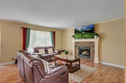 105 West Creek Pond Chestermere, AB T1X 1H4