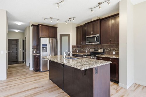6 Evanspark Manor Nw, Calgary, AB 