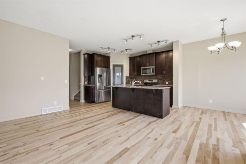 6 Evanspark Manor Nw, Calgary, AB 