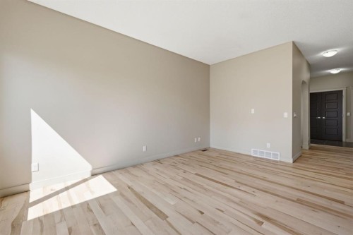 6 Evanspark Manor Nw, Calgary, AB 