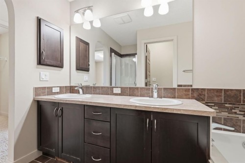 6 Evanspark Manor Nw, Calgary, AB 