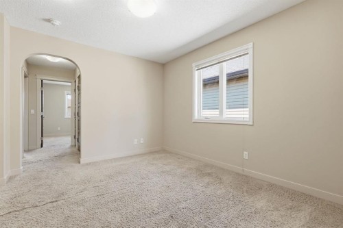 6 Evanspark Manor Nw, Calgary, AB 