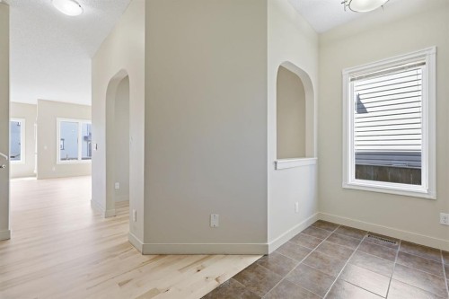 6 Evanspark Manor Nw, Calgary, AB 