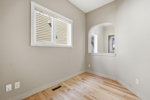 6 Evanspark Manor Nw, Calgary, AB 