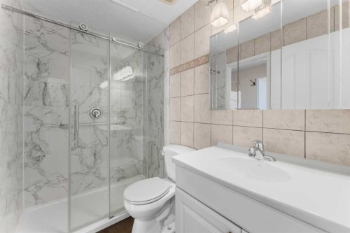 27 Elk Hill Se, Airdrie, AB 