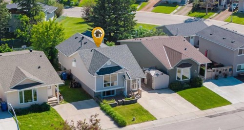 27 Elk Hill Se, Airdrie, AB 