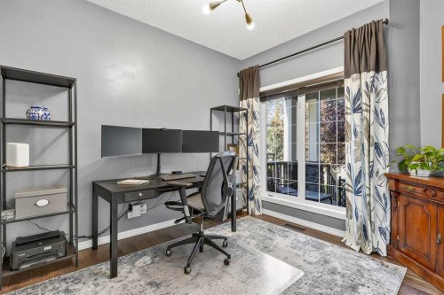 11 Chapala Square Se, Calgary, AB 