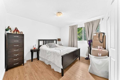 11 Bedford Drive Ne, Calgary, AB 