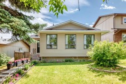 11 Bedford Drive NE Calgary, AB T3K 1L2