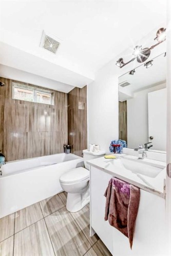 611 Penbrooke Road Se, Calgary, AB 