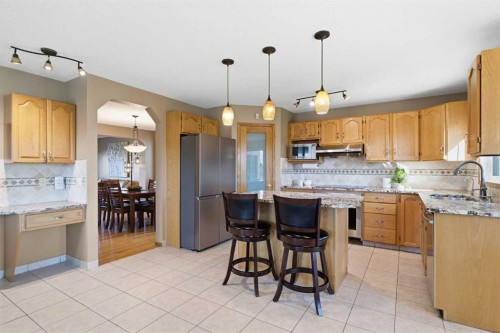 12 Edgeridge Green Nw, Calgary, AB 