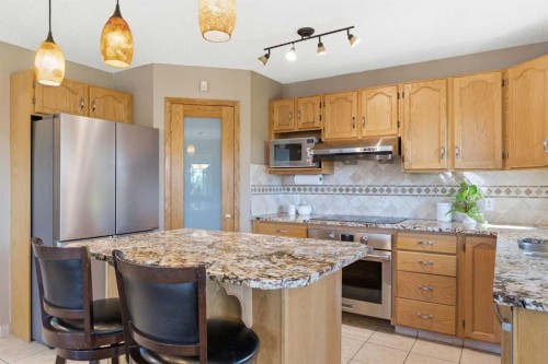 12 Edgeridge Green Nw, Calgary, AB 