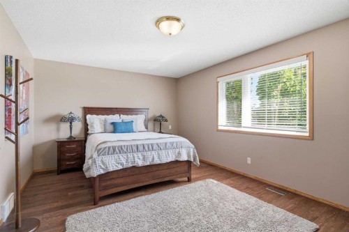 12 Edgeridge Green Nw, Calgary, AB 