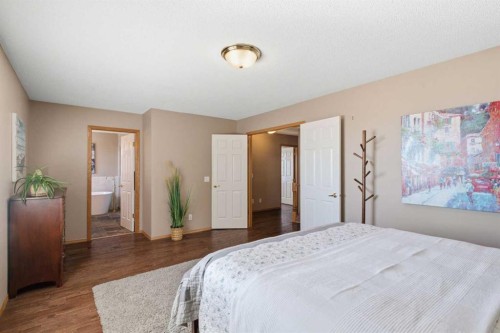 12 Edgeridge Green Nw, Calgary, AB 