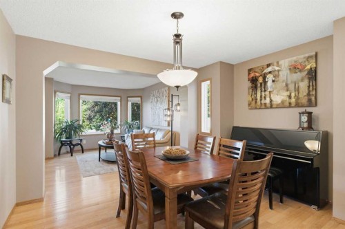 12 Edgeridge Green Nw, Calgary, AB 