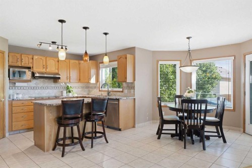 12 Edgeridge Green Nw, Calgary, AB 