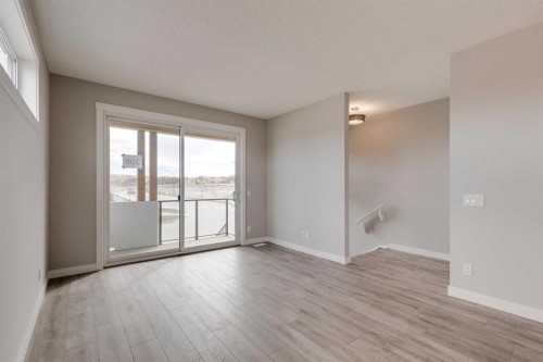 306 Haskayne Drive Nw, Calgary, AB - Indoor Photo Showing Other Room