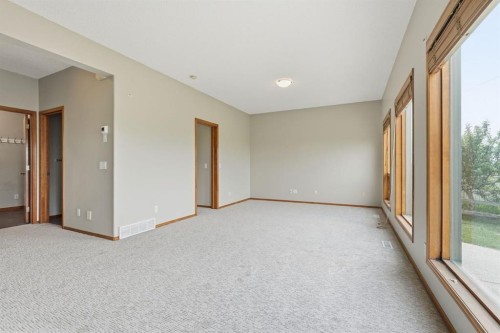412 Harrison Court, Crossfield, AB - Indoor Photo Showing Other Room
