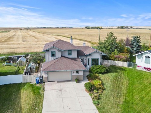 412 Harrison Court, Crossfield, AB - Outdoor