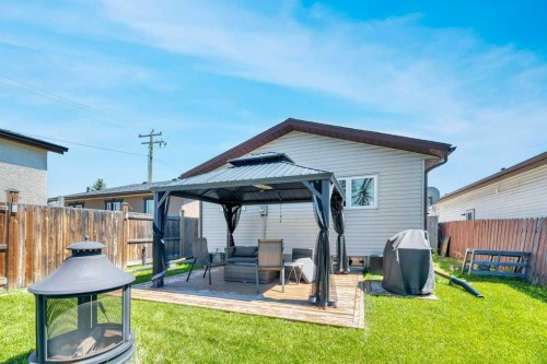 23 Abbercove Road Se, Calgary, AB - Outdoor With Deck Patio Veranda