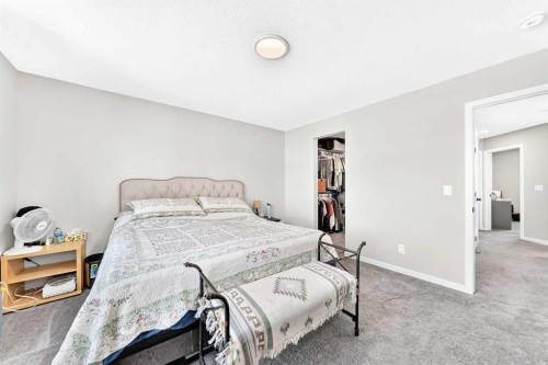 96 Wolf Gate, Okotoks, AB 