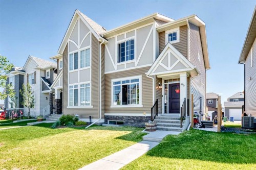 96 Wolf Gate  Okotoks, AB T1S 5T9