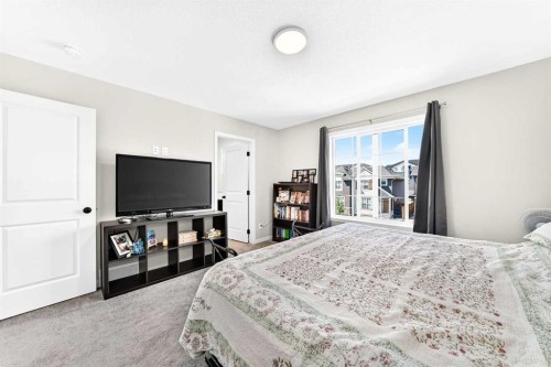 96 Wolf Gate, Okotoks, AB 