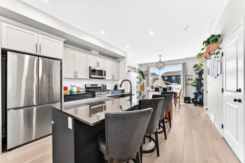 96 Wolf Gate, Okotoks, AB 