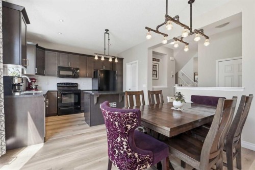 182 Windwood Grove, Airdrie, AB 