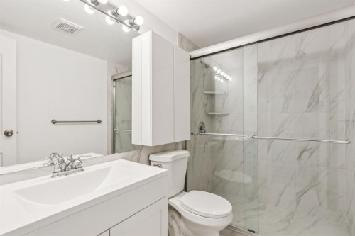711-111 14 Avenue Se, Calgary, AB - Indoor Photo Showing Bathroom