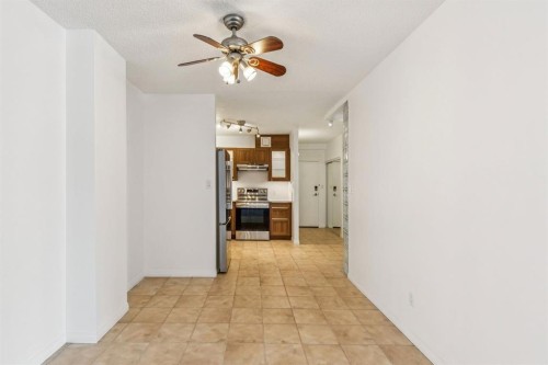 711-111 14 Avenue Se, Calgary, AB - Indoor
