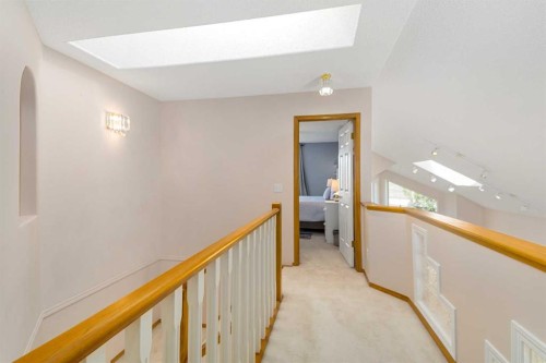 160 Douglas Ridge Green Se, Calgary, AB 
