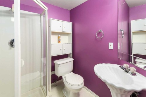 160 Douglas Ridge Green Se, Calgary, AB 