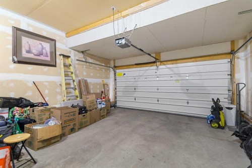 160 Douglas Ridge Green Se, Calgary, AB 
