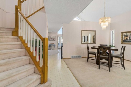 160 Douglas Ridge Green Se, Calgary, AB 